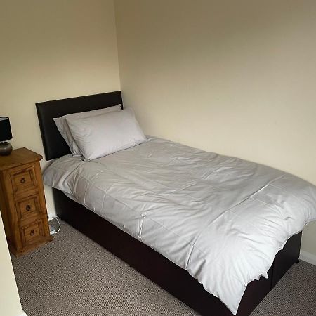 The Swallows Popular Location 3 Bedroom House Free Wi-Fi And Sky Tv In All Rooms Rough Close Exteriör bild