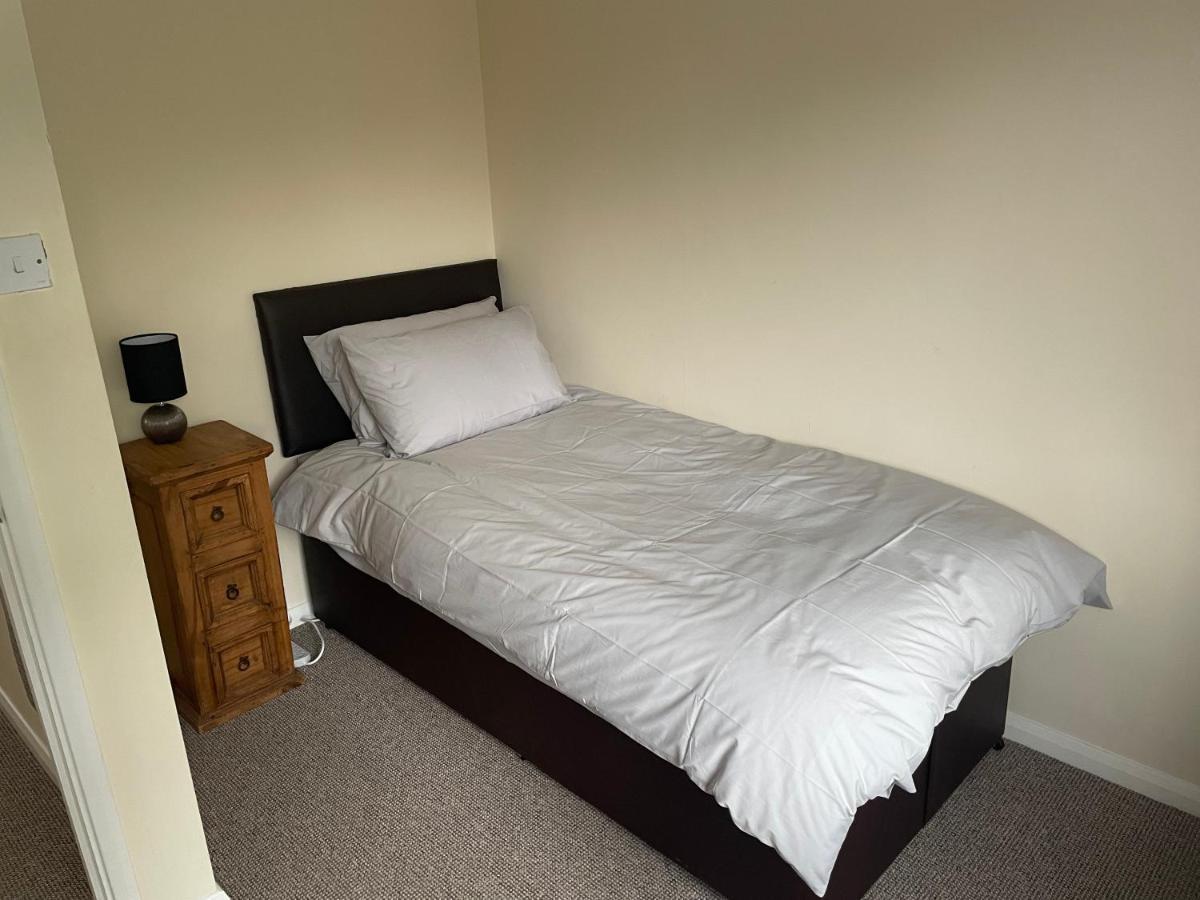 The Swallows Popular Location 3 Bedroom House Free Wi-Fi And Sky Tv In All Rooms Rough Close Exteriör bild