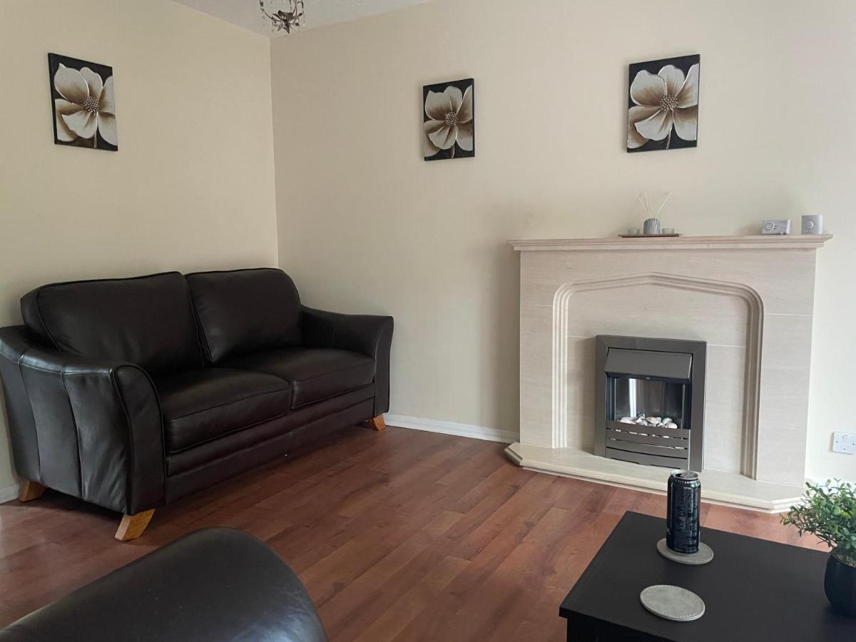 The Swallows Popular Location 3 Bedroom House Free Wi-Fi And Sky Tv In All Rooms Rough Close Exteriör bild